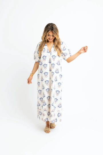 Karlie Vintage Floral VNeck Signature Maxi Dress