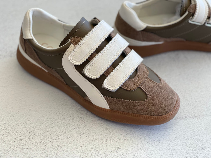 Lizzie Sneaker - Brown Multi