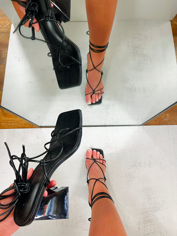 Block Lace Up Heel- Black